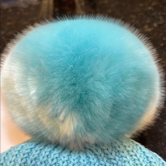 NWT Love Your Melon Sterling Monochrome Mega Pom Beanie Hat - Picture 5 of 9